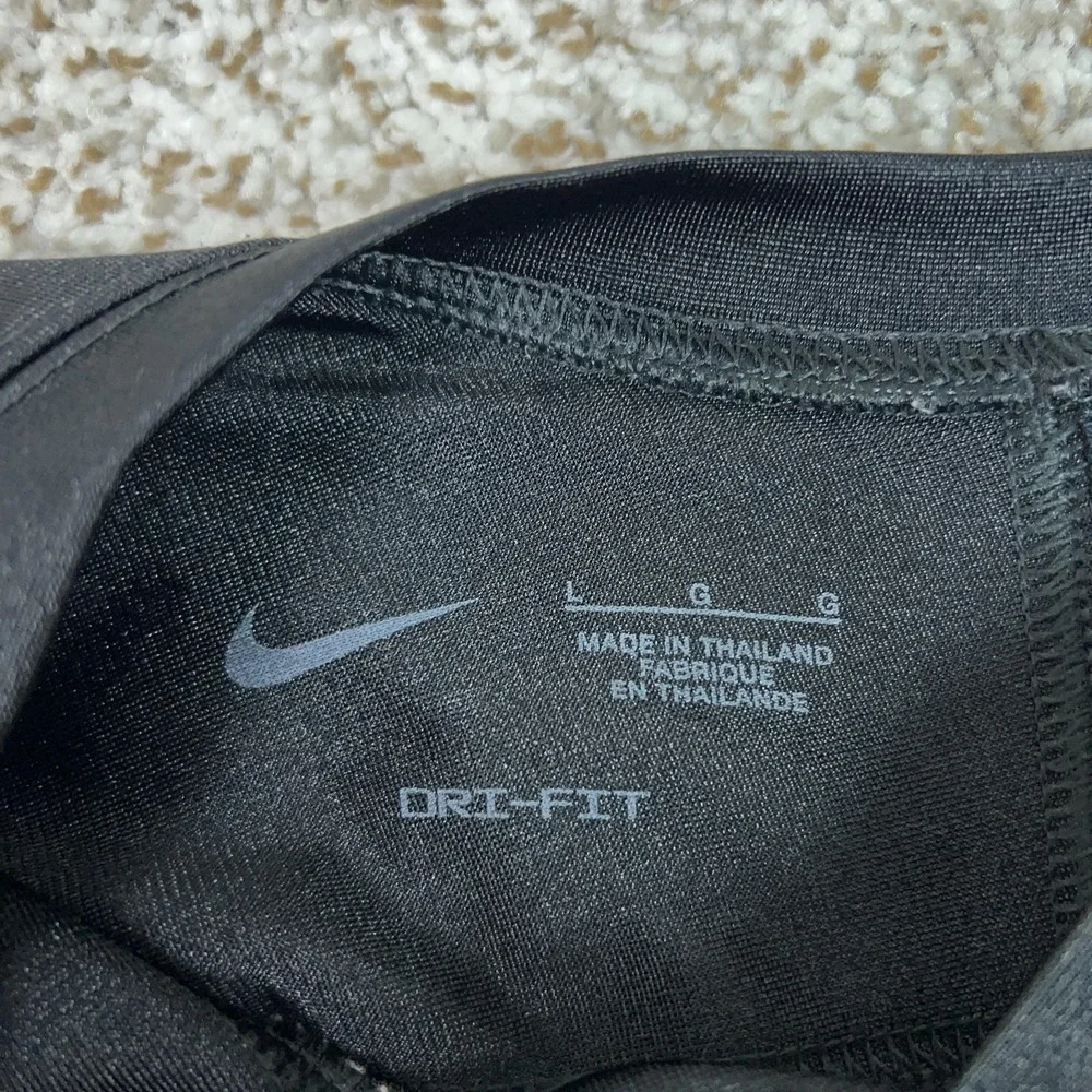 Nike shirt boys